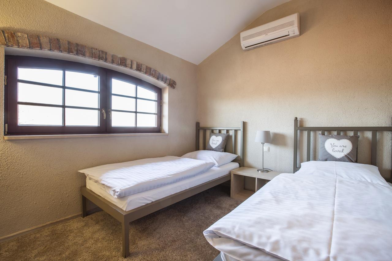 Apartamenty Za Murem พอซนาน ภายนอก รูปภาพ